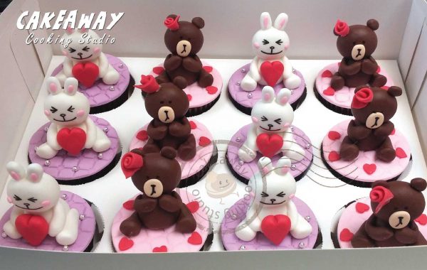 LINE Brown & Cony Cupcakes