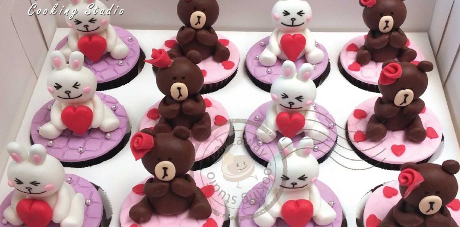 LINE Brown & Cony Cupcakes