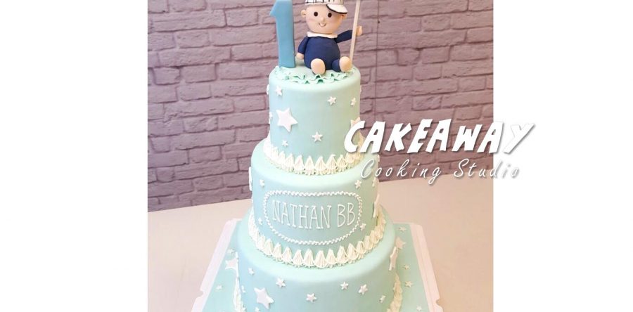 小男孩快高長大