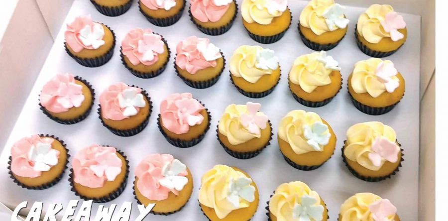 Mini Flower Cupcakes （繡球花裝飾）