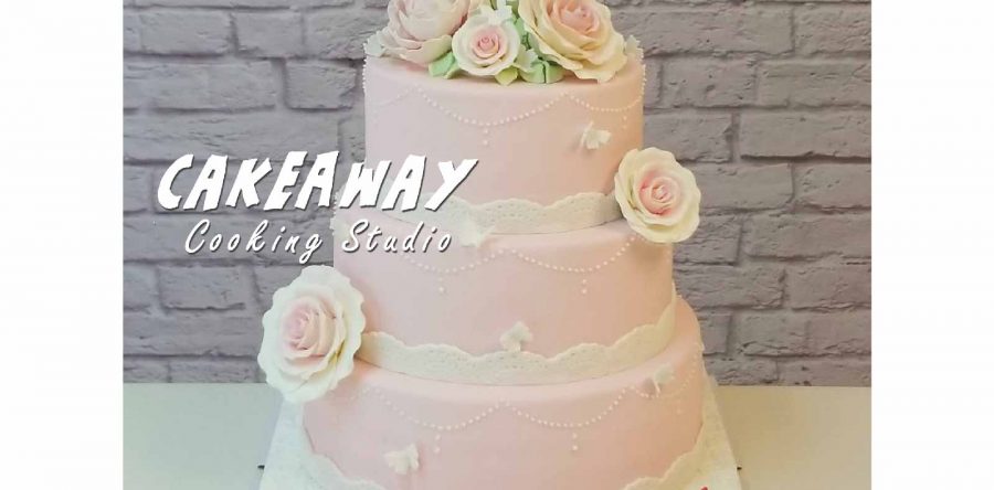 三層結婚蛋糕 (玫瑰及牡丹)