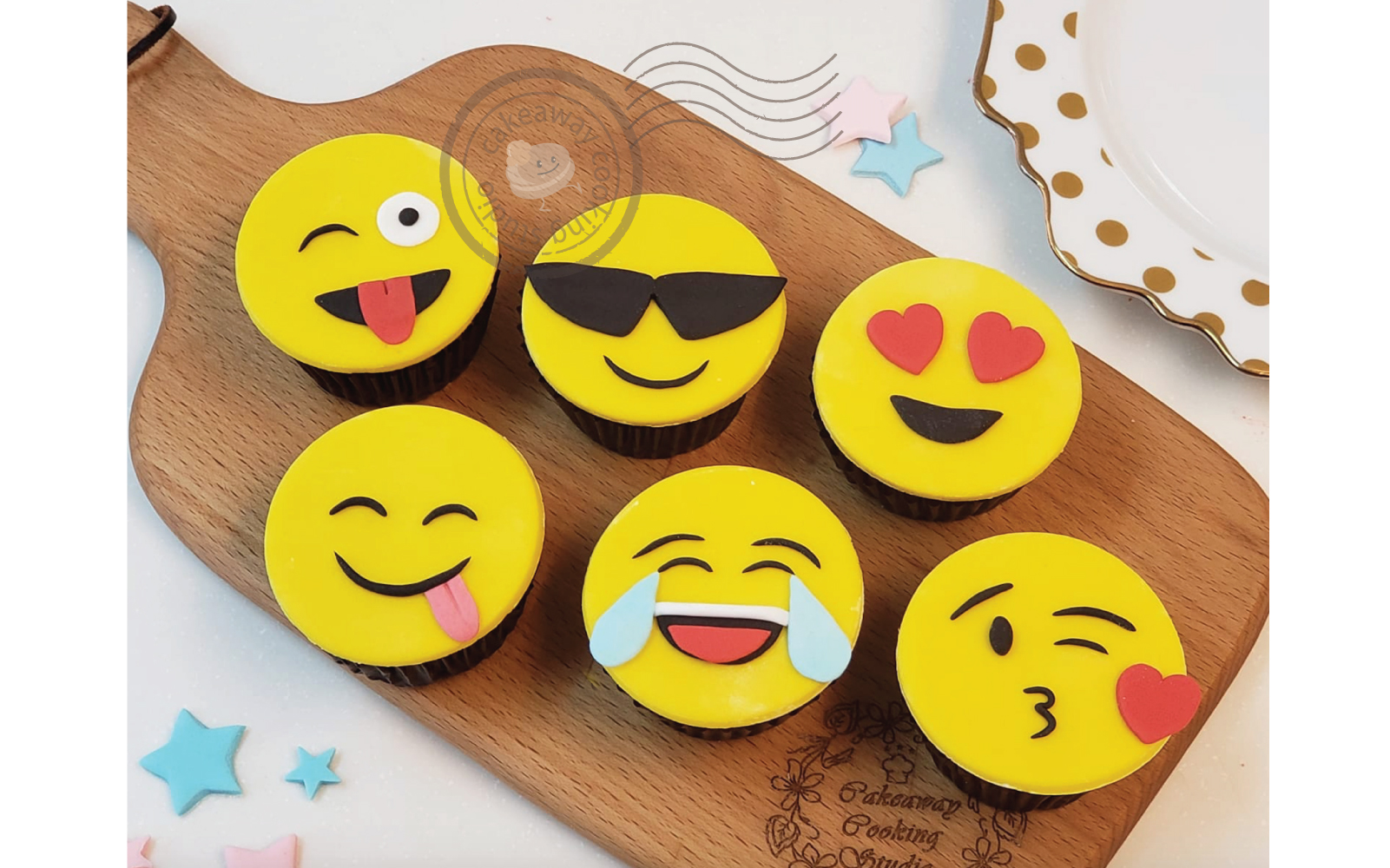 emoji cupcake-01