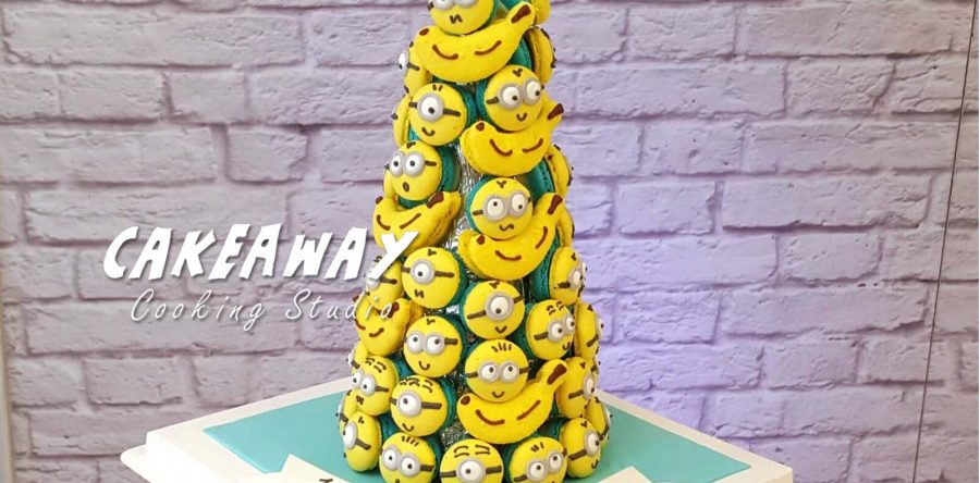 Minion Macaron Tower