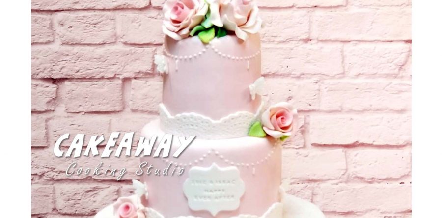 兩層結婚蛋糕 (玫瑰及牡丹)