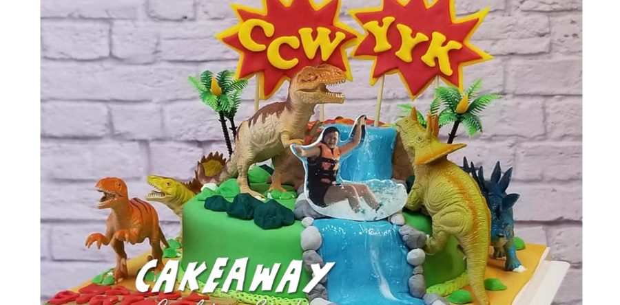 恐龍及滑水蛋糕